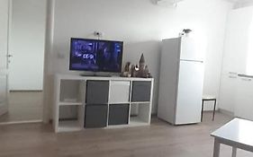 Apartament Central. Bloc Nou.